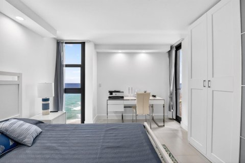Condominio en venta en Riviera Beach, Florida, 2 dormitorios, 133.31 m2 № 2146780 - foto 14