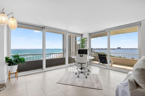 Condo in Riviera Beach, Florida, 2 bedrooms  № 2146780