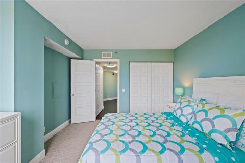 Condominio en venta en Saint Petersburg, Florida, 2 dormitorios, 106.84 m2 № 2222414 - foto 20