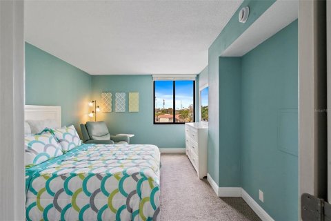 Condominio en venta en Saint Petersburg, Florida, 2 dormitorios, 106.84 m2 № 2222414 - foto 19