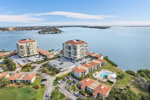 Condominio en venta en Saint Petersburg, Florida, 2 dormitorios, 106.84 m2 № 2222414 - foto 28