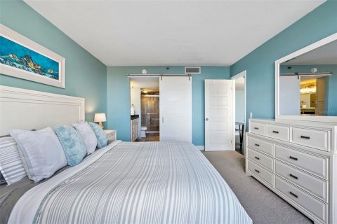 Condominio en venta en Saint Petersburg, Florida, 2 dormitorios, 106.84 m2 № 2222414 - foto 6
