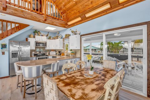 Casa en venta en Big Pine Key, Florida, 3 dormitorios, 155.52 m2 № 1951379 - foto 9