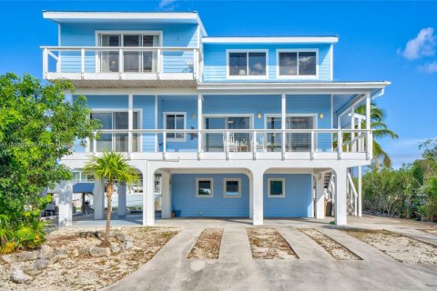 Casa en venta en Big Pine Key, Florida, 3 dormitorios, 155.52 m2 № 1951379 - foto 6