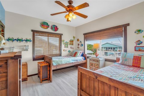 Casa en venta en Big Pine Key, Florida, 3 dormitorios, 155.52 m2 № 1951379 - foto 28