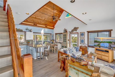 Casa en venta en Big Pine Key, Florida, 3 dormitorios, 155.52 m2 № 1951379 - foto 29