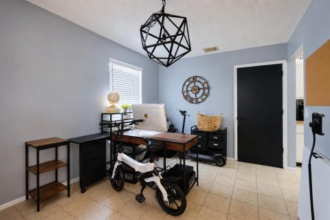 Casa en venta en Orlando, Florida, 3 dormitorios, 117.34 m2 № 2208121 - foto 4
