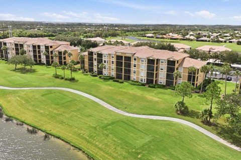 Condominio en Bradenton, Florida, 2 dormitorios  № 2283436
