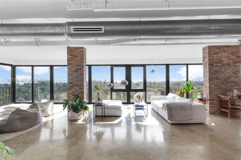 Copropriété à vendre à Miami, Floride: 4 chambres, 295.34 m2 № 1988239 - photo 8