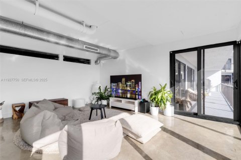 Copropriété à vendre à Miami, Floride: 4 chambres, 295.34 m2 № 1988239 - photo 6