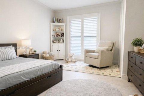 House in Palmetto Bay, Florida 5 bedrooms, 379.04 sq.m. № 2032675 - photo 26