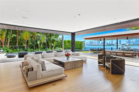 Casa en venta en Miami Beach, Florida, 5 dormitorios, 733 m2 № 1830725 - foto 3