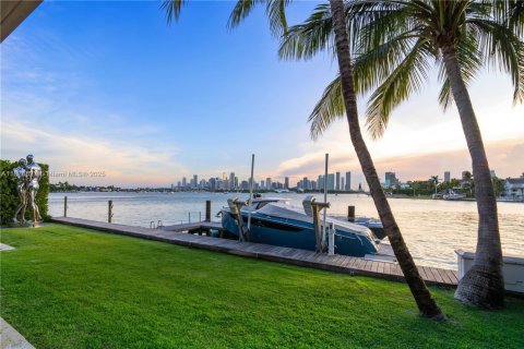 Casa en venta en Miami Beach, Florida, 5 dormitorios, 733 m2 № 1830725 - foto 5