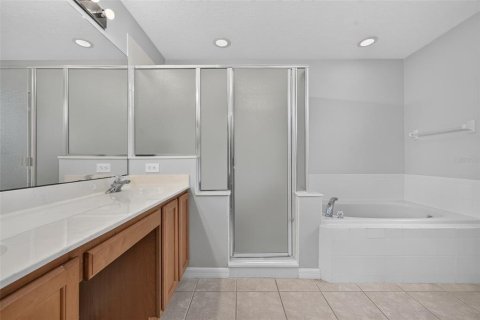 Casa en venta en Orlando, Florida, 4 dormitorios, 251.77 m2 № 2238063 - foto 30