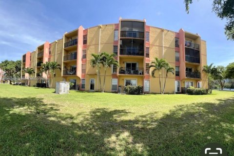 Condominio en Miami, Florida, 2 dormitorios  № 2032255
