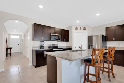 Casa en venta en Kissimmee, Florida, 4 dormitorios, 171.5 m2 № 2286965 - foto 2