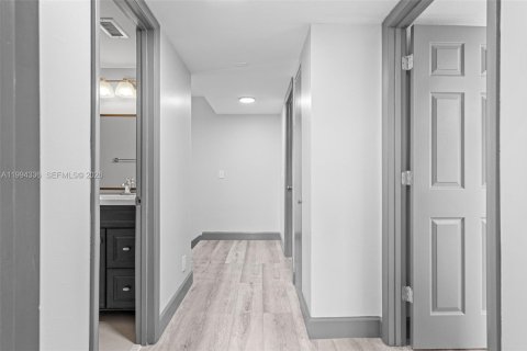 Купить таунхаус в Санрайз, Флорида 3 спальни, 145.86м2, № 2065723 - фото 23