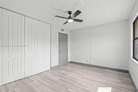 Купить таунхаус в Санрайз, Флорида 3 спальни, 145.86м2, № 2065723 - фото 30