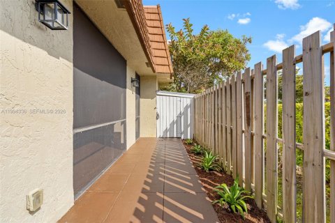 Купить таунхаус в Санрайз, Флорида 3 спальни, 145.86м2, № 2065723 - фото 5