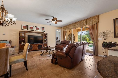 House in Ormond Beach, Florida 3 bedrooms, 155.89 sq.m. № 1837919 - photo 10