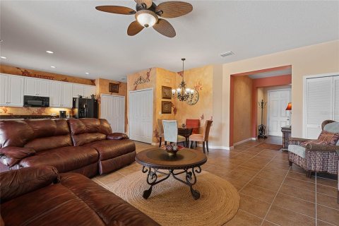 House in Ormond Beach, Florida 3 bedrooms, 155.89 sq.m. № 1837919 - photo 12