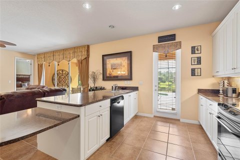 House in Ormond Beach, Florida 3 bedrooms, 155.89 sq.m. № 1837919 - photo 15