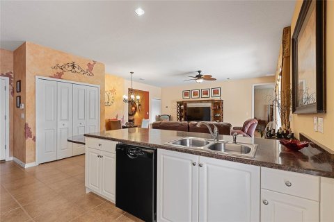 House in Ormond Beach, Florida 3 bedrooms, 155.89 sq.m. № 1837919 - photo 17