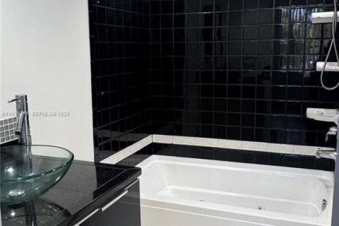 Copropriété à louer à Oakland Park, Floride: 2 chambres, 82.68 m2 № 1989682 - photo 8