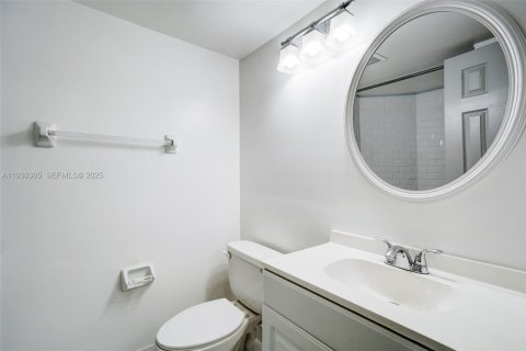Copropriété à louer à Oakland Park, Floride: 2 chambres, 82.68 m2 № 1989682 - photo 16