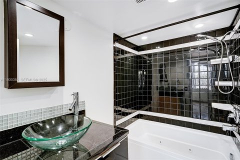 Copropriété à louer à Oakland Park, Floride: 2 chambres, 82.68 m2 № 1989682 - photo 14