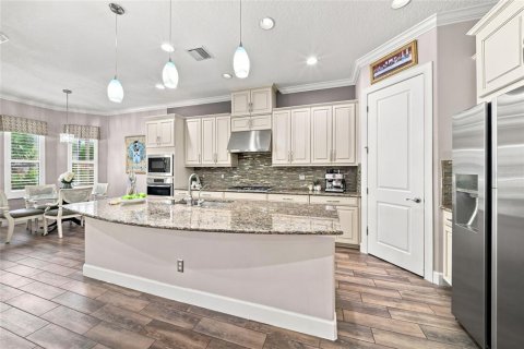 Villa ou maison à vendre à Bradenton, Floride: 3 chambres, 254.37 m2 № 2356675 - photo 11