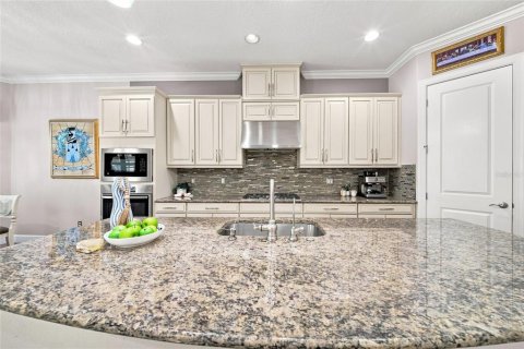 Villa ou maison à vendre à Bradenton, Floride: 3 chambres, 254.37 m2 № 2356675 - photo 12