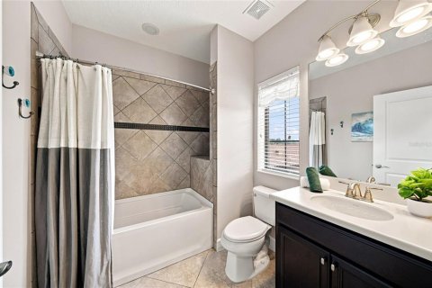 Villa ou maison à vendre à Bradenton, Floride: 3 chambres, 254.37 m2 № 2356675 - photo 29
