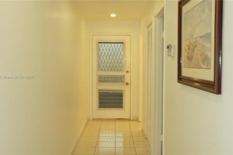 Copropriété à louer à Pembroke Pines, Floride: 1 chambre, 47.75 m2 № 1881766 - photo 8