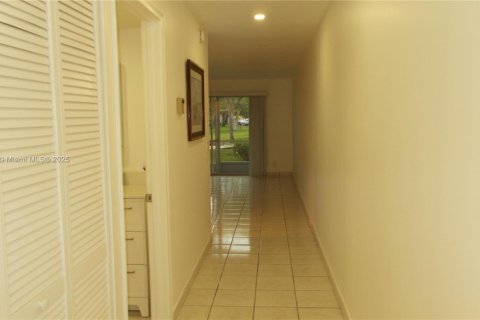 Copropriété à louer à Pembroke Pines, Floride: 1 chambre, 47.75 m2 № 1881766 - photo 7