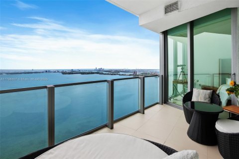 Condominio en venta en Miami, Florida, 1 dormitorio, 84.73 m2 № 1861410 - foto 13