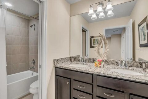 Купить таунхаус в Киссимми, Флорида 3 комнаты, 210.24м2, № 2135380 - фото 13