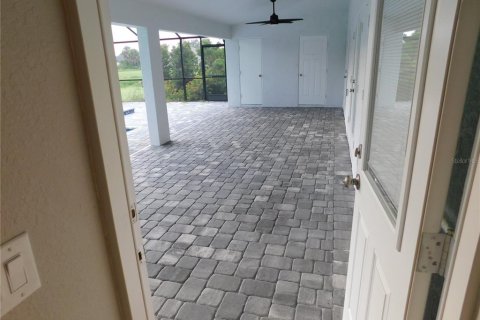 Casa en alquiler en Rotonda, Florida, 4 dormitorios, 187.29 m2 № 1834893 - foto 25