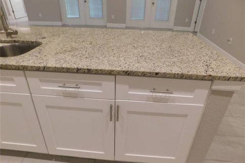 Casa en alquiler en Rotonda, Florida, 4 dormitorios, 187.29 m2 № 1834893 - foto 6