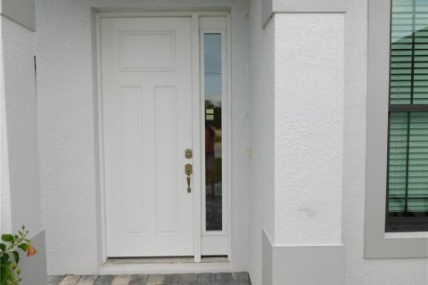 Casa en alquiler en Rotonda, Florida, 4 dormitorios, 187.29 m2 № 1834893 - foto 2