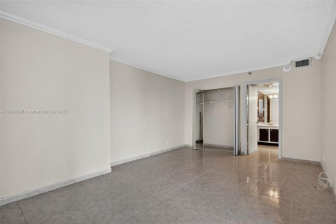 Condo in Aventura, Florida, 2 bedrooms  № 1970490 - photo 26