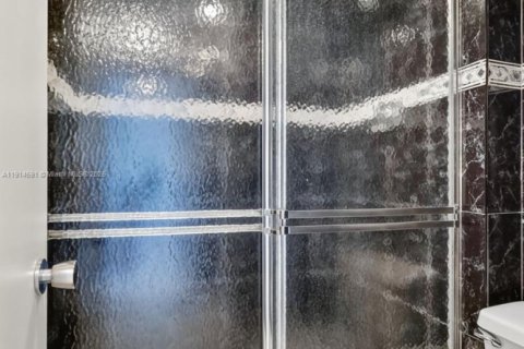 Condo in Aventura, Florida, 2 bedrooms  № 1970490 - photo 21