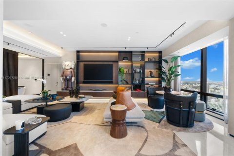 Купить кондоминиум в Майами, Флорида 4 спальни, 415.27м2, № 1860128 - фото 14