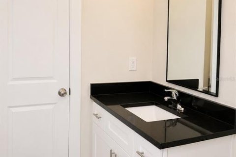 Touwnhouse à vendre à Tampa, Floride: 3 chambres, 161.37 m2 № 2138190 - photo 26