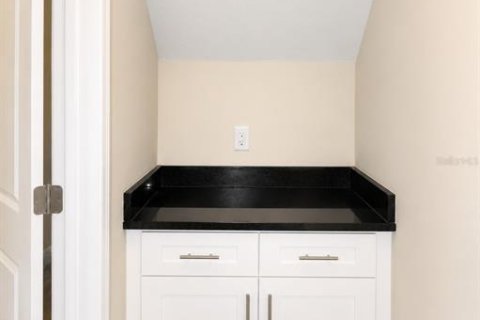 Touwnhouse à vendre à Tampa, Floride: 3 chambres, 161.37 m2 № 2138190 - photo 10
