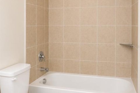 Touwnhouse à vendre à Tampa, Floride: 3 chambres, 161.37 m2 № 2138190 - photo 27