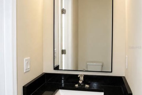 Touwnhouse à vendre à Tampa, Floride: 3 chambres, 161.37 m2 № 2138190 - photo 11