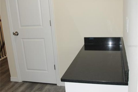 Touwnhouse à vendre à Tampa, Floride: 3 chambres, 161.37 m2 № 2138190 - photo 29