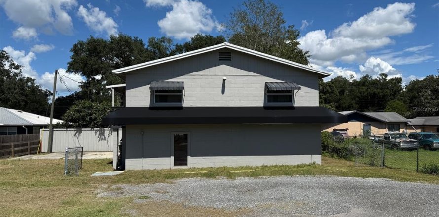 Commercial property in Ocala, Florida 310.94 sq.m. № 2347427