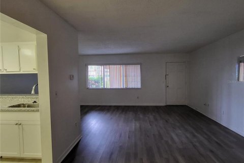 Condominio en alquiler en Largo, Florida, 2 dormitorios, 77.76 m2 № 1556624 - foto 9